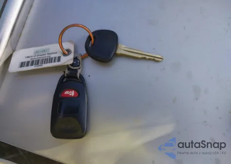 2010 Hyundai Elantra Gls z USA, uszkodzony, nr VIN KMHDU4AD9AU149012